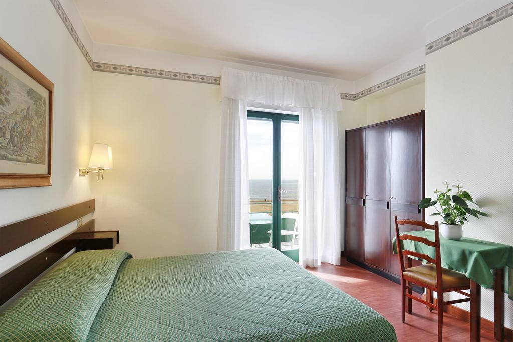Hotel Piccadilly Lido di Camaiore Room photo